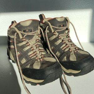 Women’s Trekker Hiking Boots